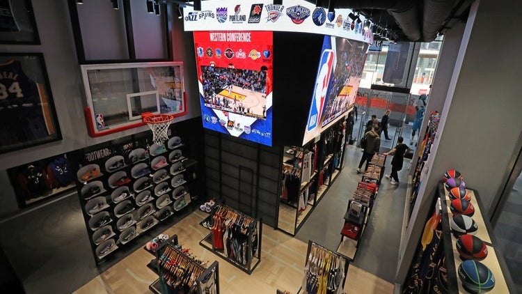 Fanatics Brings Sports Merchandise to Japanese Sports Fans