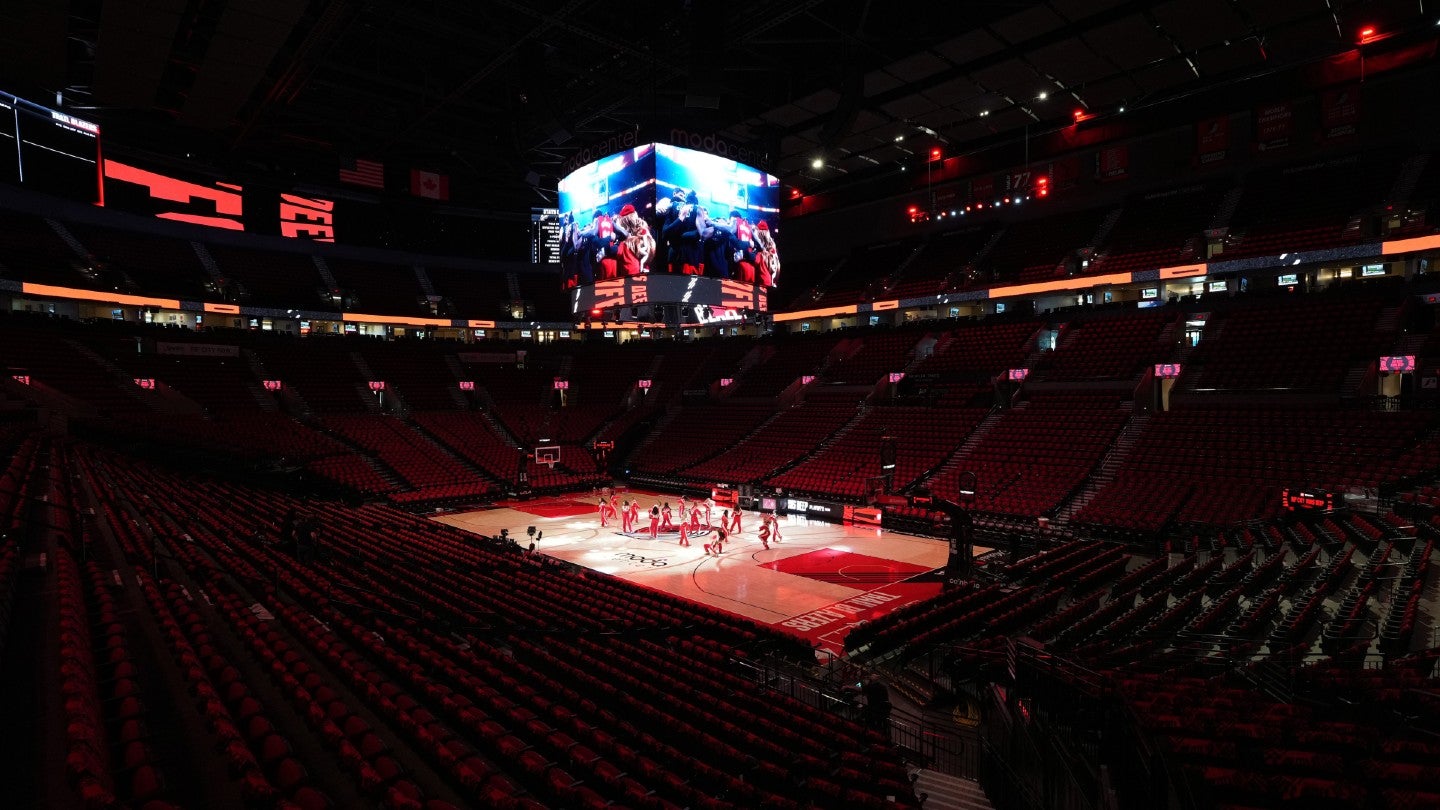 Tom Dundon Acquires Portland Trail Blazers in $4 Billion Deal - News Directory 3
